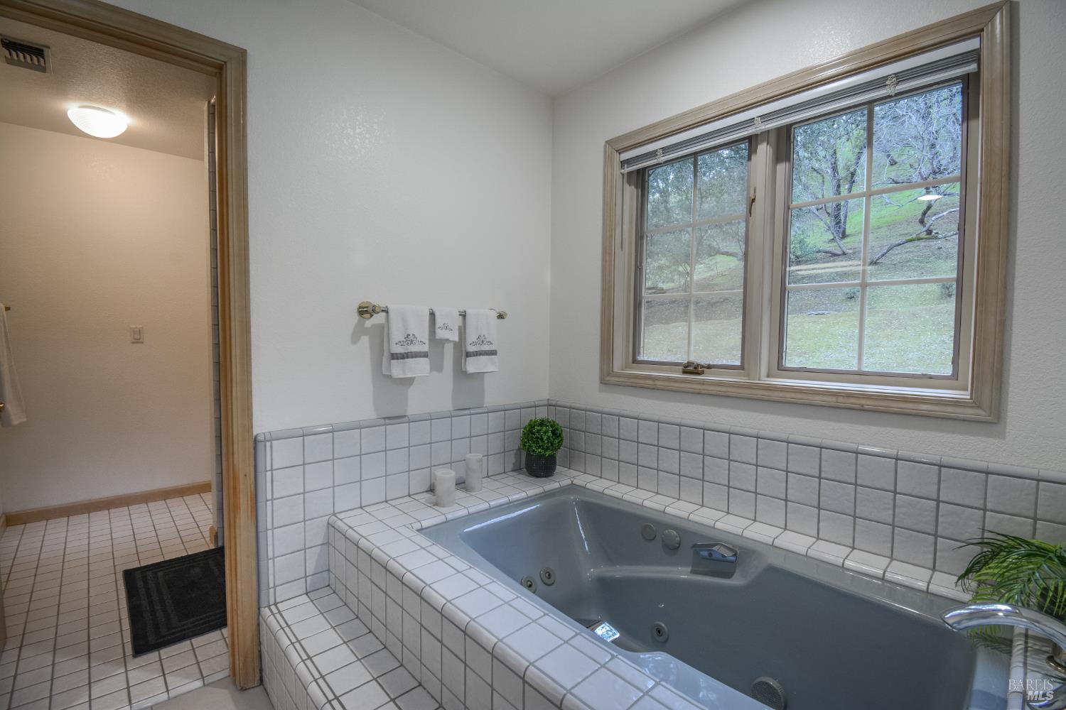 Detail Gallery Image 67 of 99 For 3368 Hidden Valley Ln, Fairfield,  CA 94534 - 4 Beds | 3/1 Baths