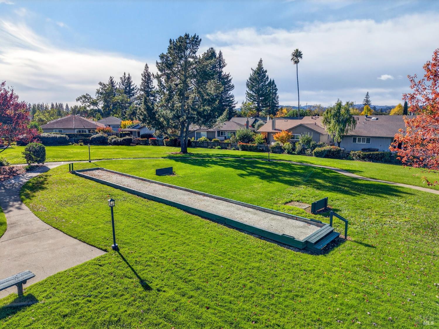 Detail Gallery Image 39 of 58 For 330 Orchard St, Healdsburg,  CA 95448 - 2 Beds | 2 Baths