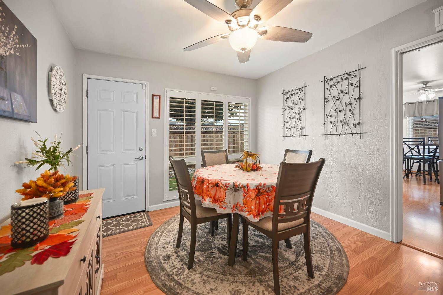 Detail Gallery Image 2 of 28 For 16004 via Granada Unkn, San Lorenzo,  CA 94580 - 3 Beds | 1 Baths