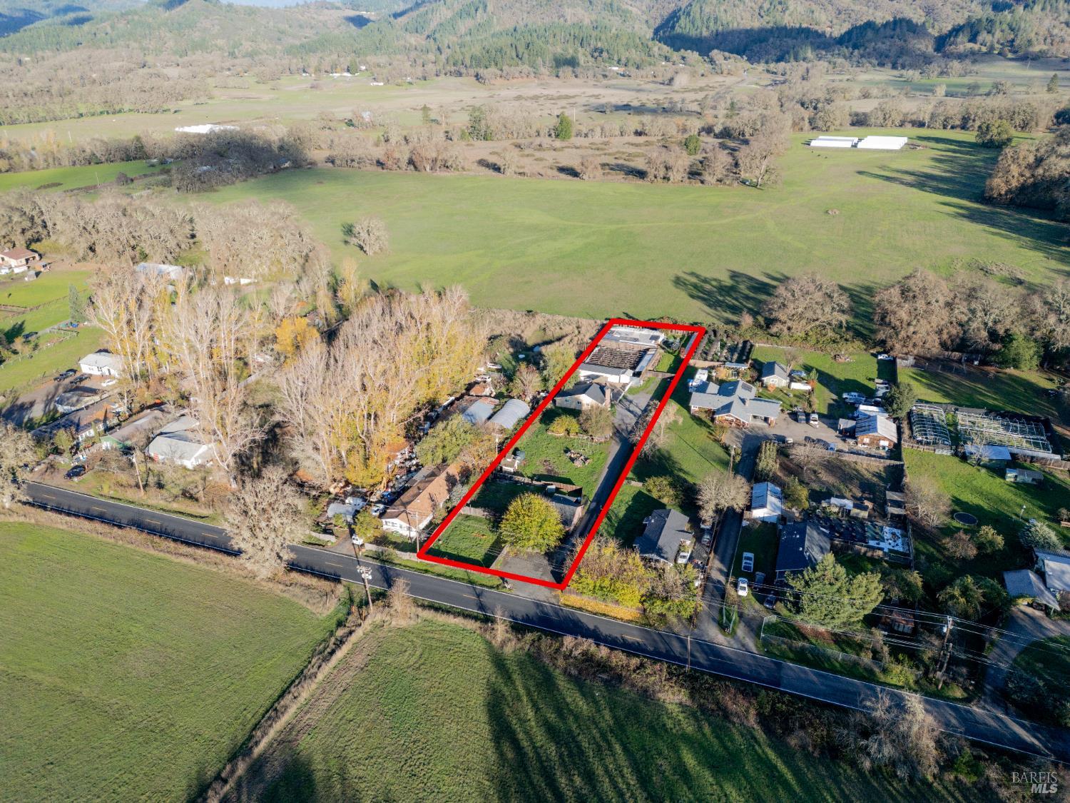 Detail Gallery Image 33 of 44 For 2580 Center Valley Rd, Willits,  CA 95490 - 3 Beds | 2 Baths