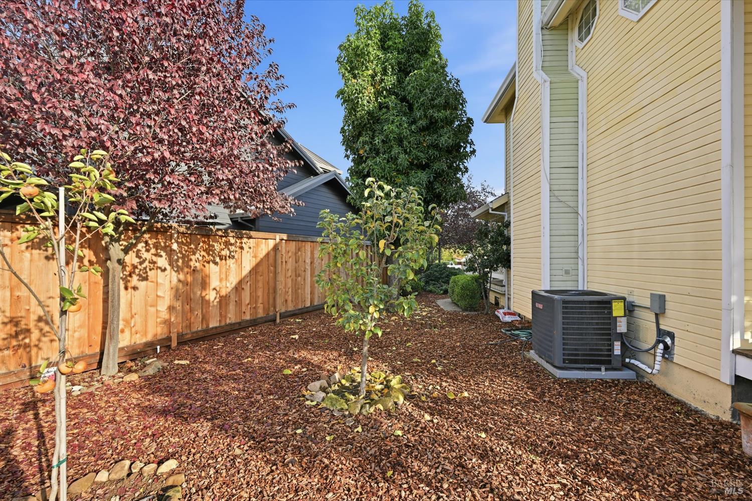 Detail Gallery Image 43 of 57 For 1395 N Grove Ct, Saint Helena,  CA 94574 - 3 Beds | 2/1 Baths