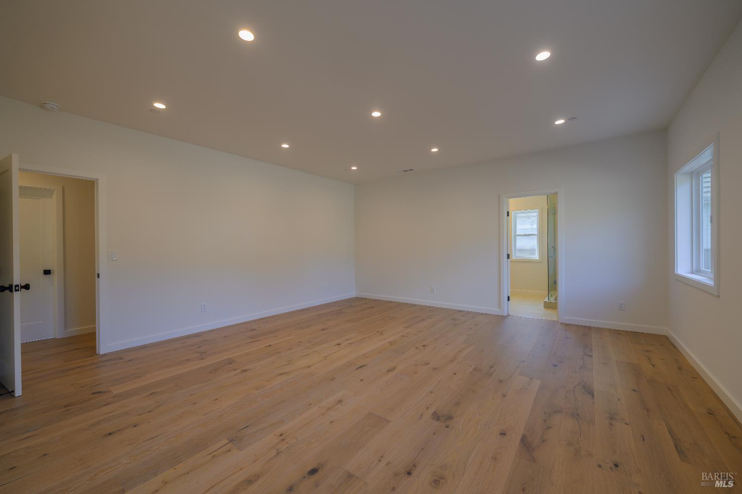 Detail Gallery Image 49 of 56 For 8388 Paradise Lagoon Dr, Lucerne,  CA 95458 - 3 Beds | 3 Baths