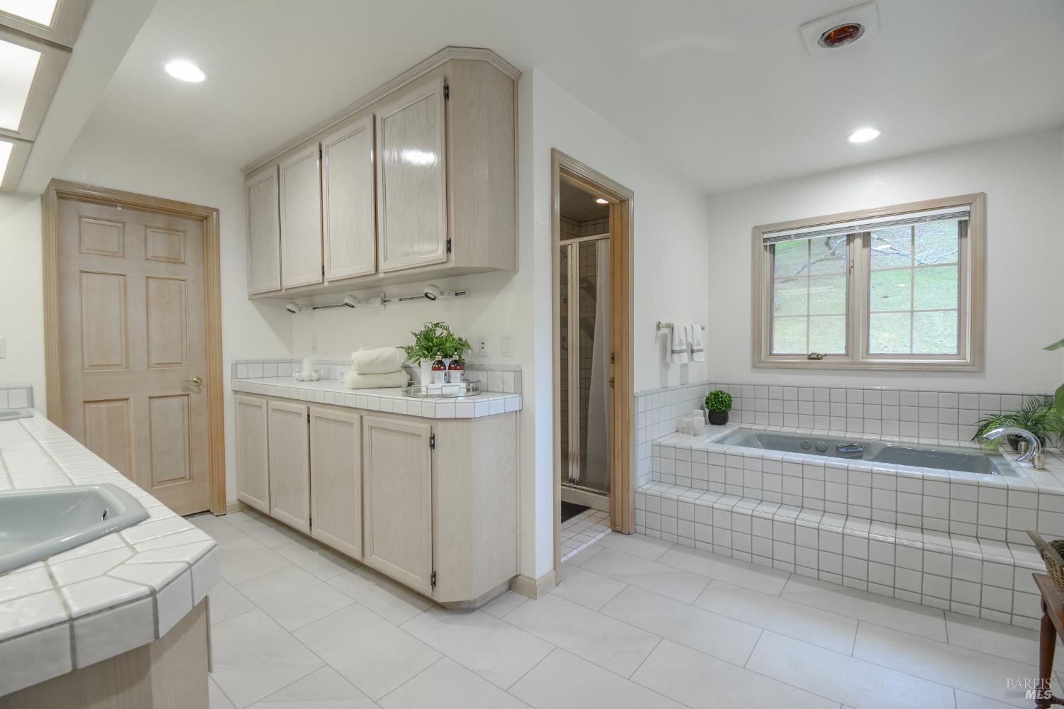 Detail Gallery Image 65 of 99 For 3368 Hidden Valley Ln, Fairfield,  CA 94534 - 4 Beds | 3/1 Baths