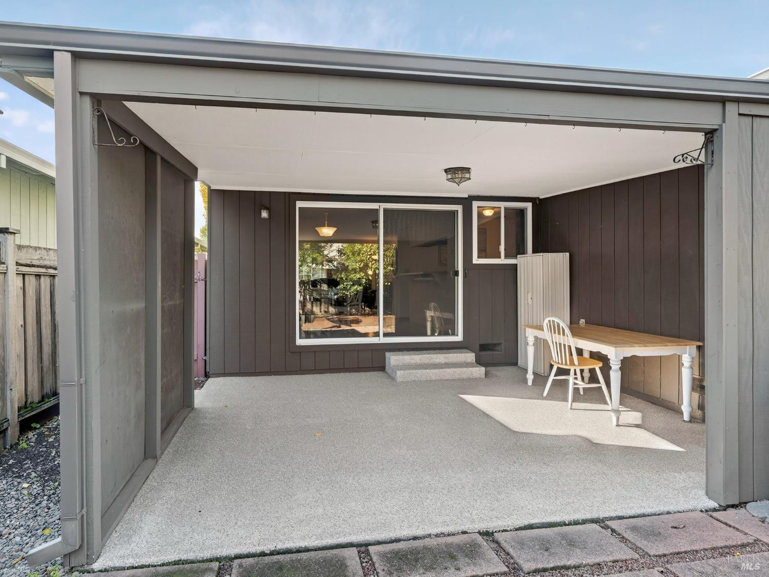 Detail Gallery Image 19 of 58 For 330 Orchard St, Healdsburg,  CA 95448 - 2 Beds | 2 Baths