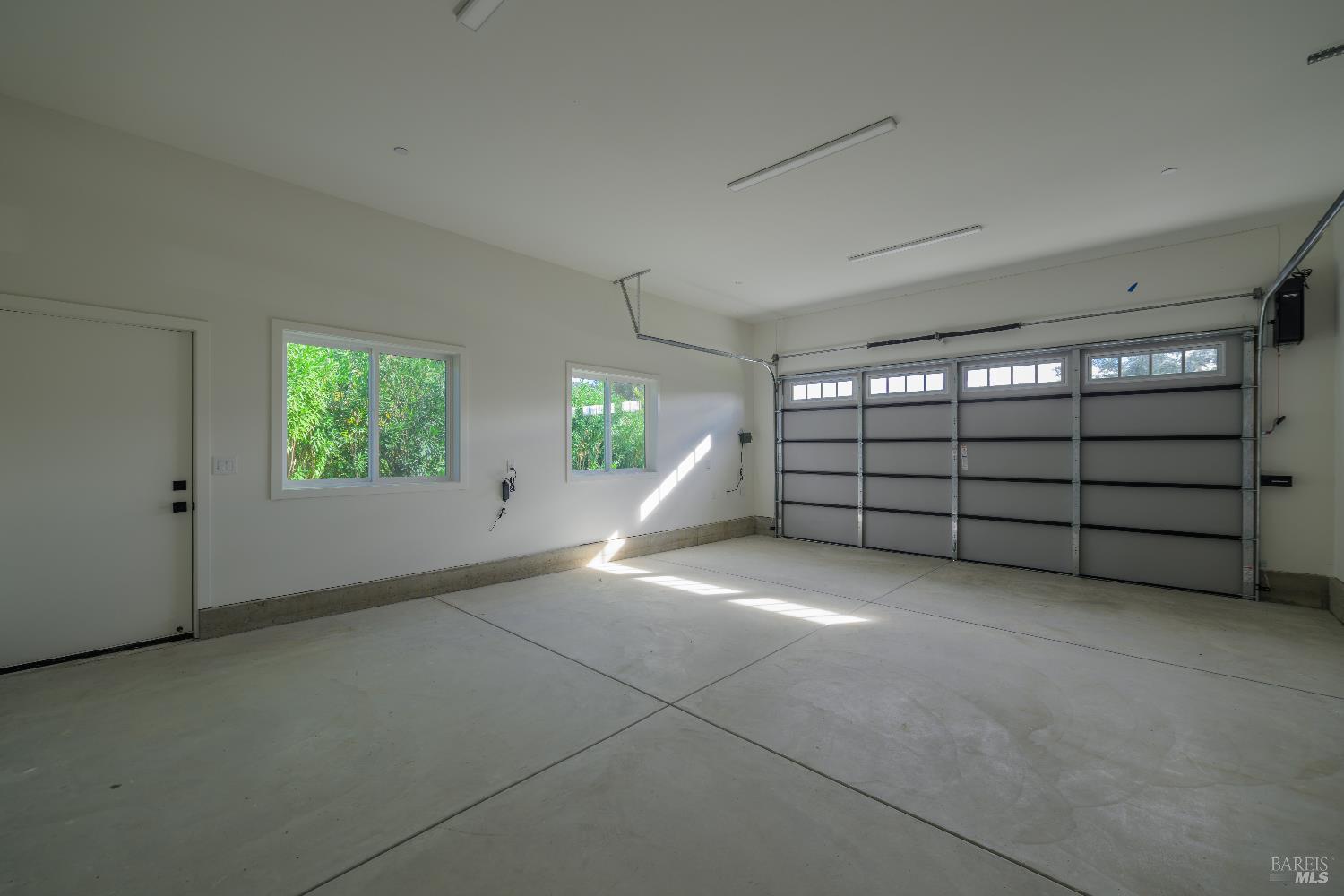 Detail Gallery Image 36 of 56 For 8388 Paradise Lagoon Dr, Lucerne,  CA 95458 - 3 Beds | 3 Baths