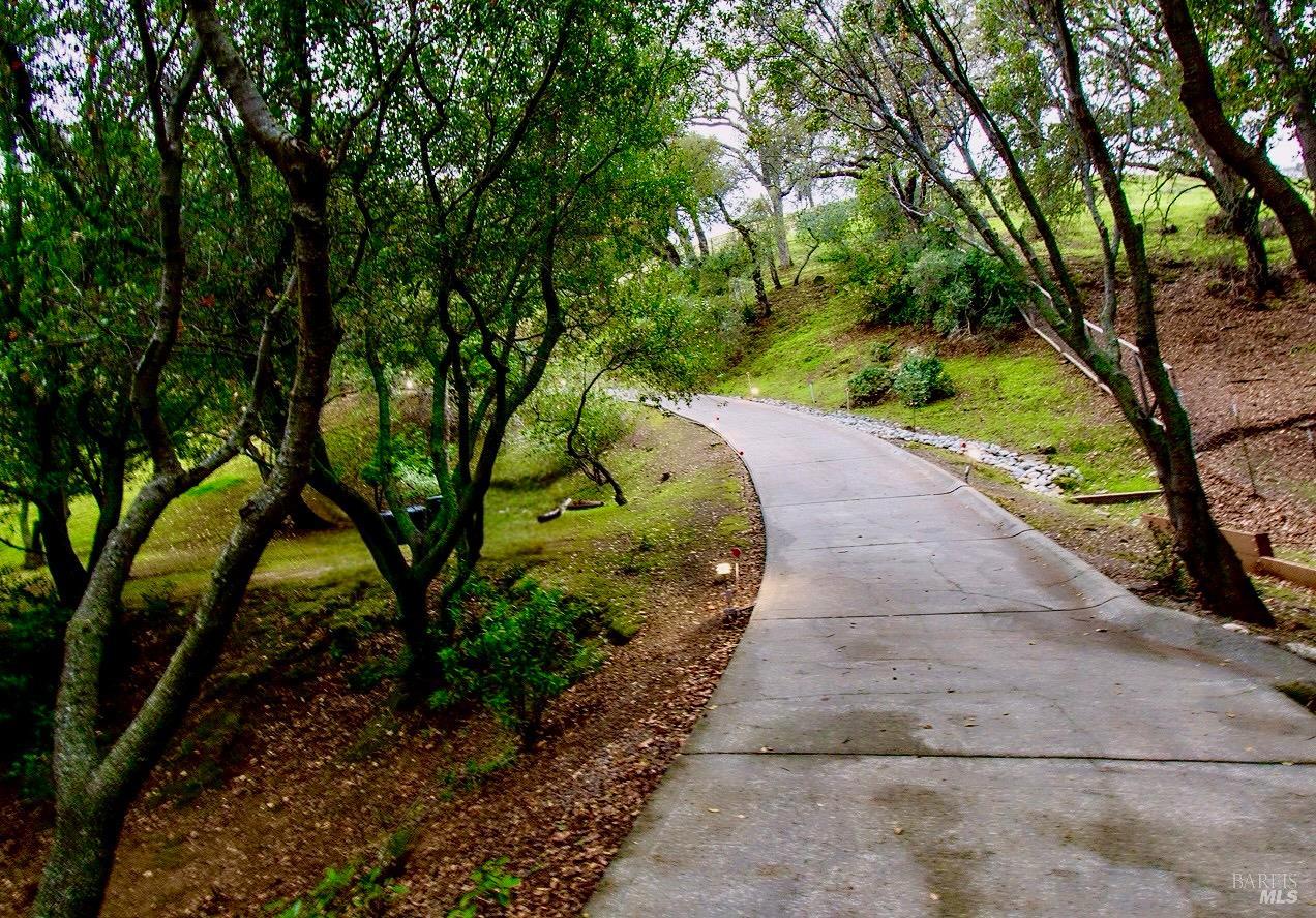 Detail Gallery Image 9 of 99 For 3368 Hidden Valley Ln, Fairfield,  CA 94534 - 4 Beds | 3/1 Baths