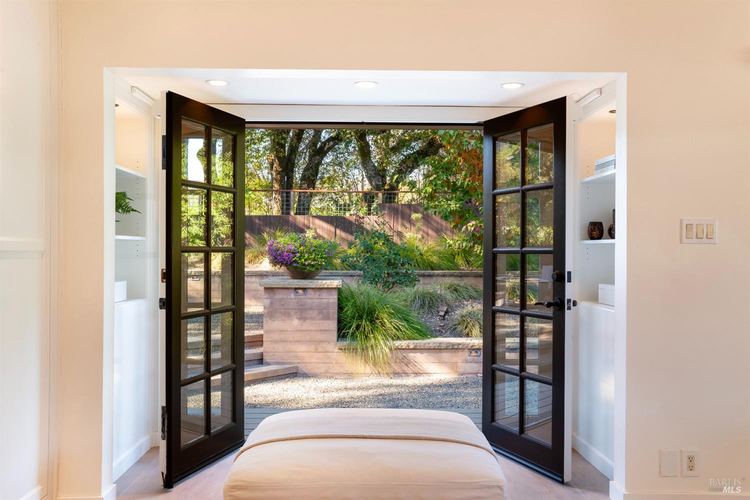 Detail Gallery Image 17 of 59 For 2294 Boysen Ln, Saint Helena,  CA 94574 - 3 Beds | 4/1 Baths