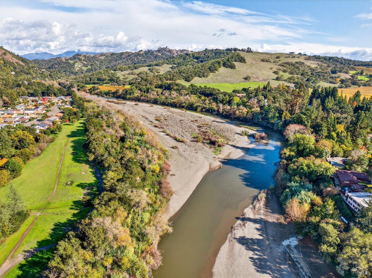 Detail Gallery Image 53 of 58 For 330 Orchard St, Healdsburg,  CA 95448 - 2 Beds | 2 Baths