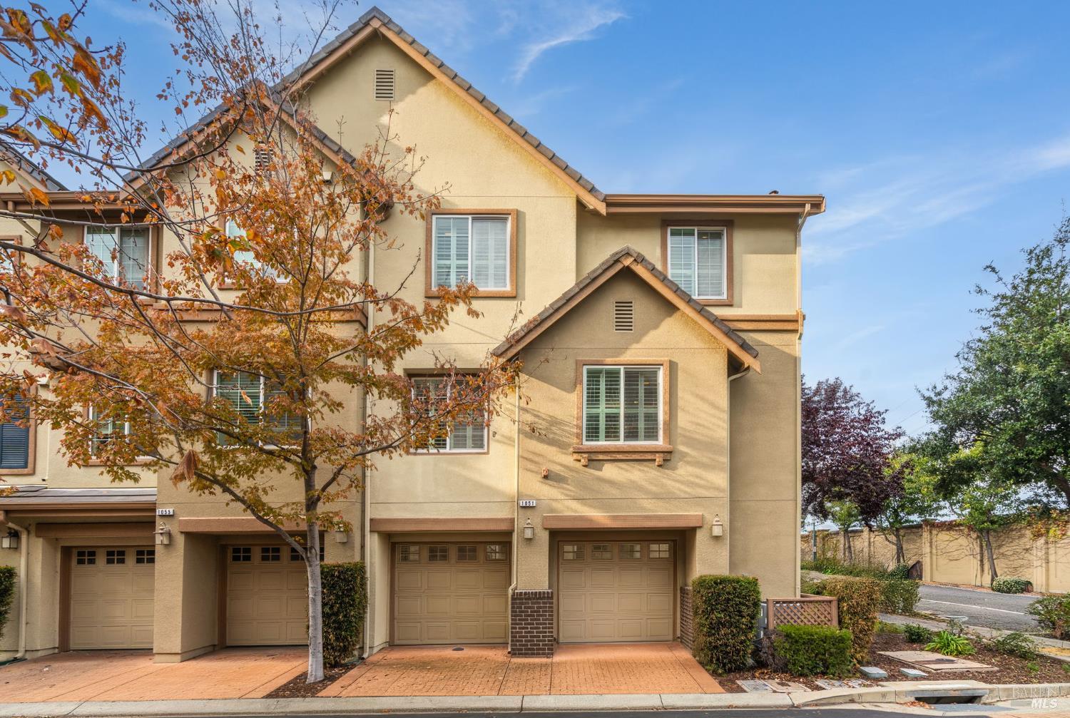 Detail Gallery Image 8 of 58 For 1051 Sapphire Ter, Union City,  CA 94587 - 3 Beds | 2/1 Baths