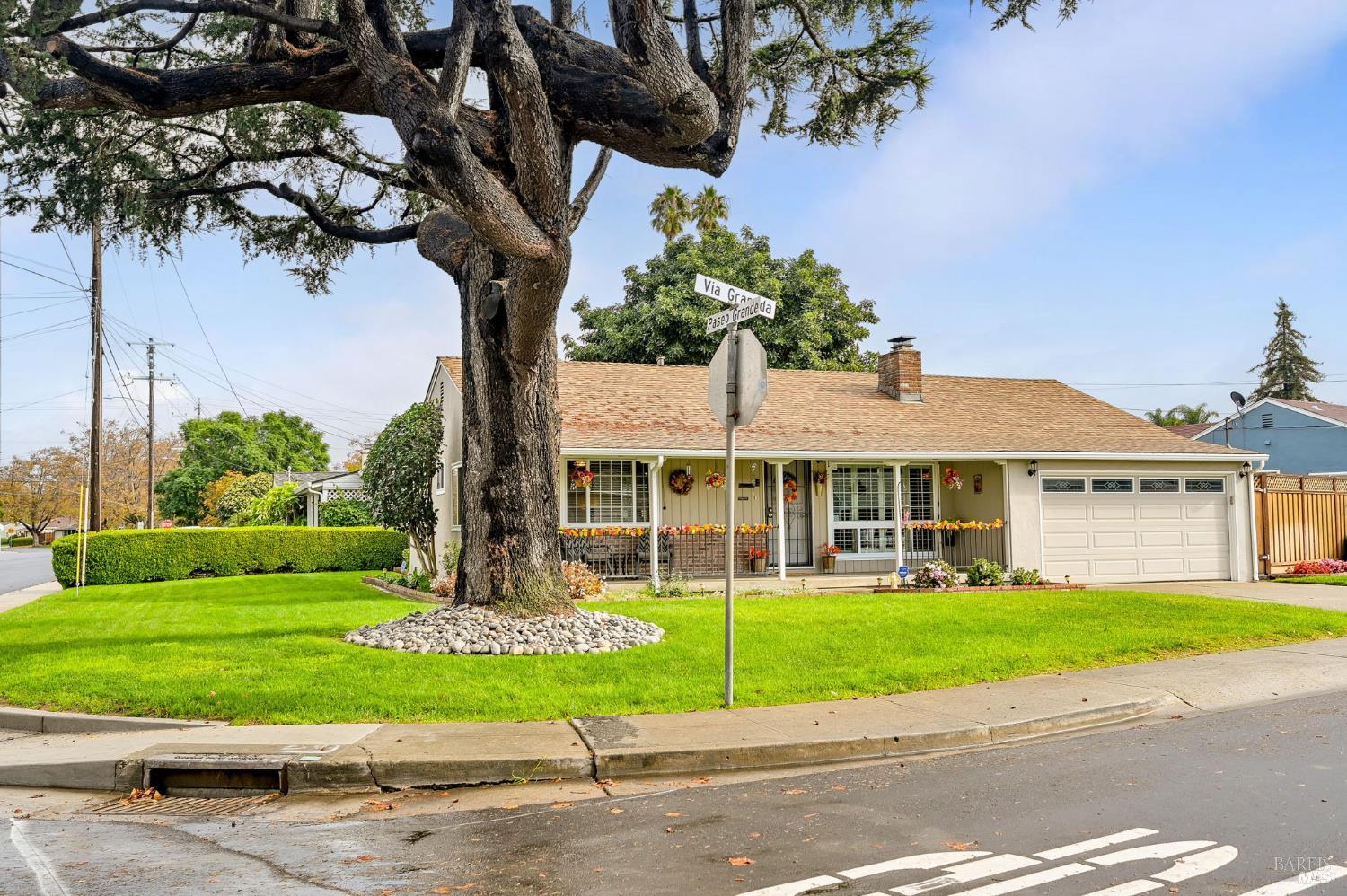 Detail Gallery Image 11 of 28 For 16004 via Granada Unkn, San Lorenzo,  CA 94580 - 3 Beds | 1 Baths