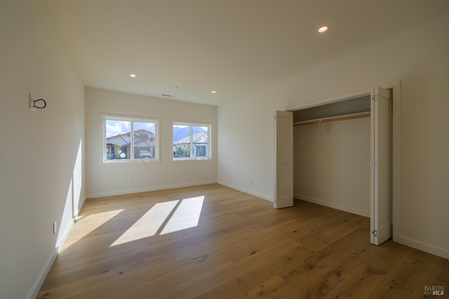 Detail Gallery Image 41 of 56 For 8388 Paradise Lagoon Dr, Lucerne,  CA 95458 - 3 Beds | 3 Baths