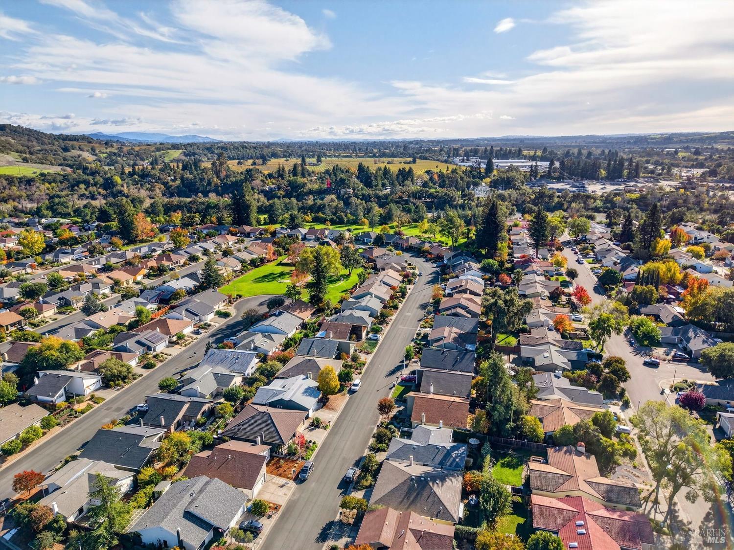 Detail Gallery Image 48 of 58 For 330 Orchard St, Healdsburg,  CA 95448 - 2 Beds | 2 Baths