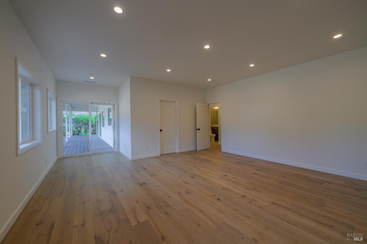 Detail Gallery Image 51 of 56 For 8388 Paradise Lagoon Dr, Lucerne,  CA 95458 - 3 Beds | 3 Baths