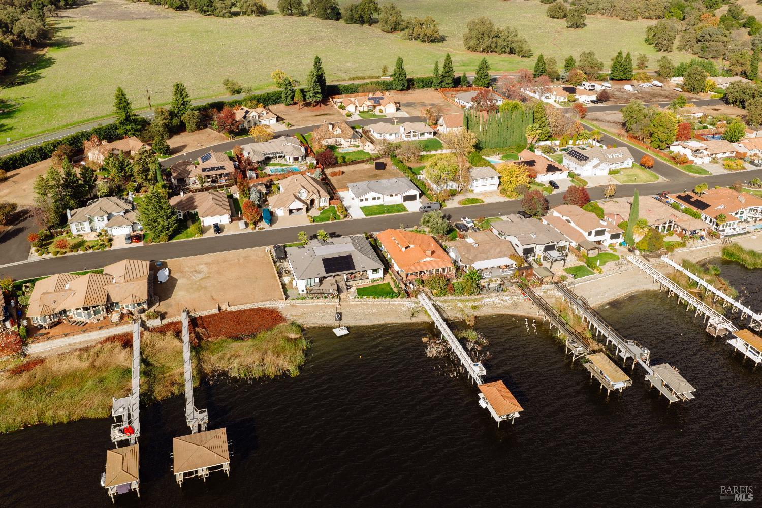 Detail Gallery Image 6 of 56 For 8388 Paradise Lagoon Dr, Lucerne,  CA 95458 - 3 Beds | 3 Baths