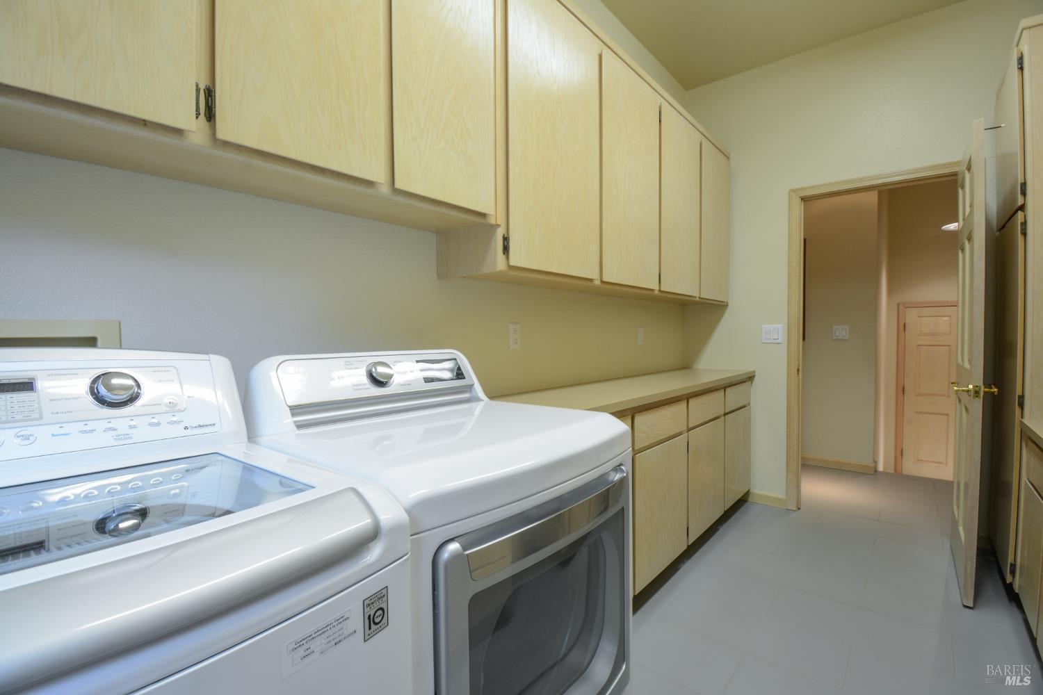 Detail Gallery Image 59 of 99 For 3368 Hidden Valley Ln, Fairfield,  CA 94534 - 4 Beds | 3/1 Baths