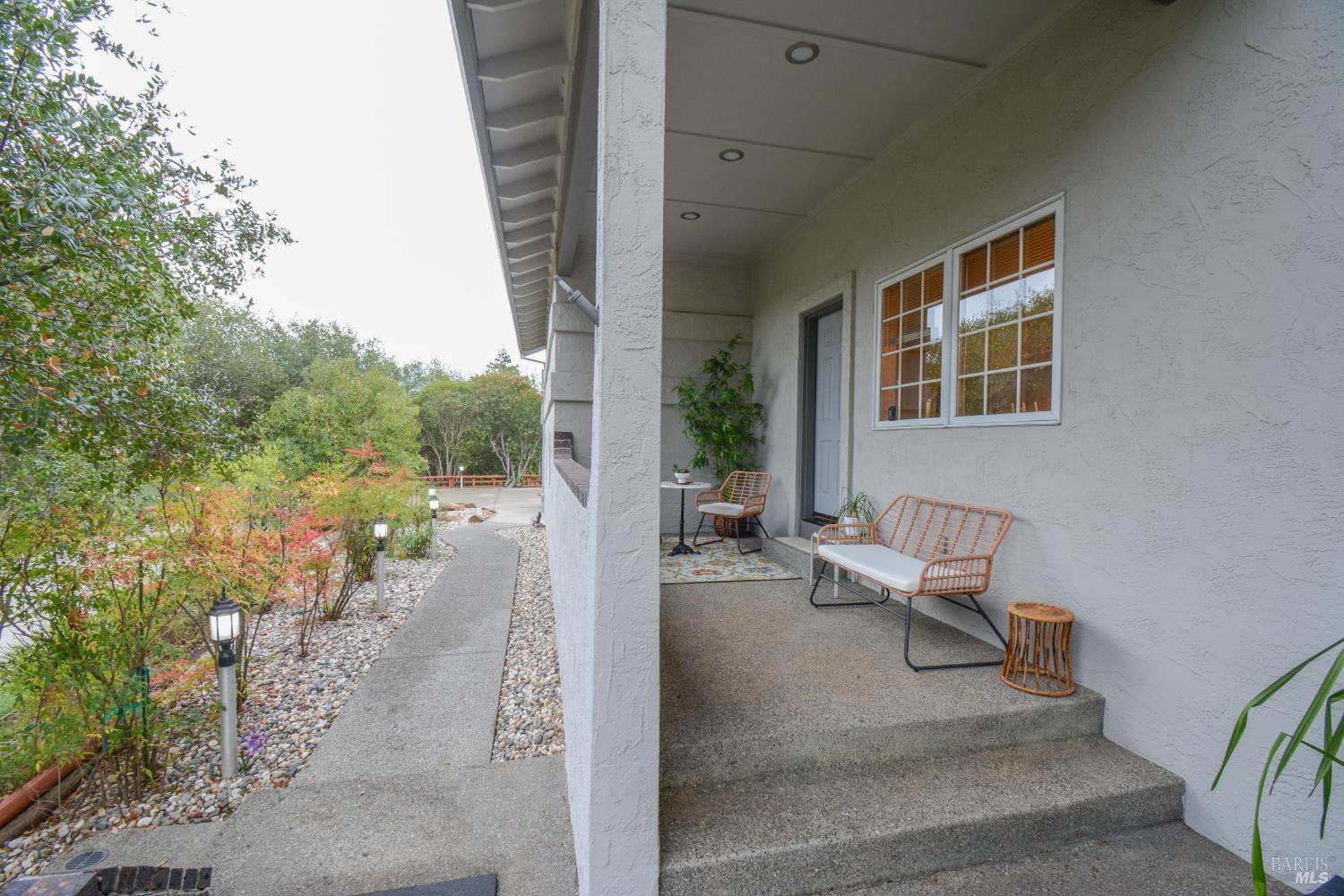 Detail Gallery Image 14 of 99 For 3368 Hidden Valley Ln, Fairfield,  CA 94534 - 4 Beds | 3/1 Baths