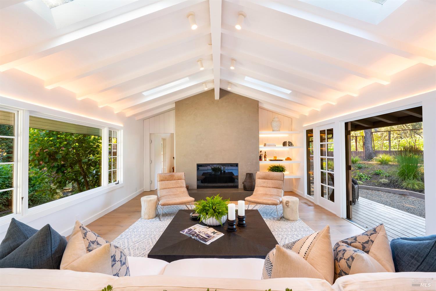 Detail Gallery Image 19 of 59 For 2294 Boysen Ln, Saint Helena,  CA 94574 - 3 Beds | 4/1 Baths