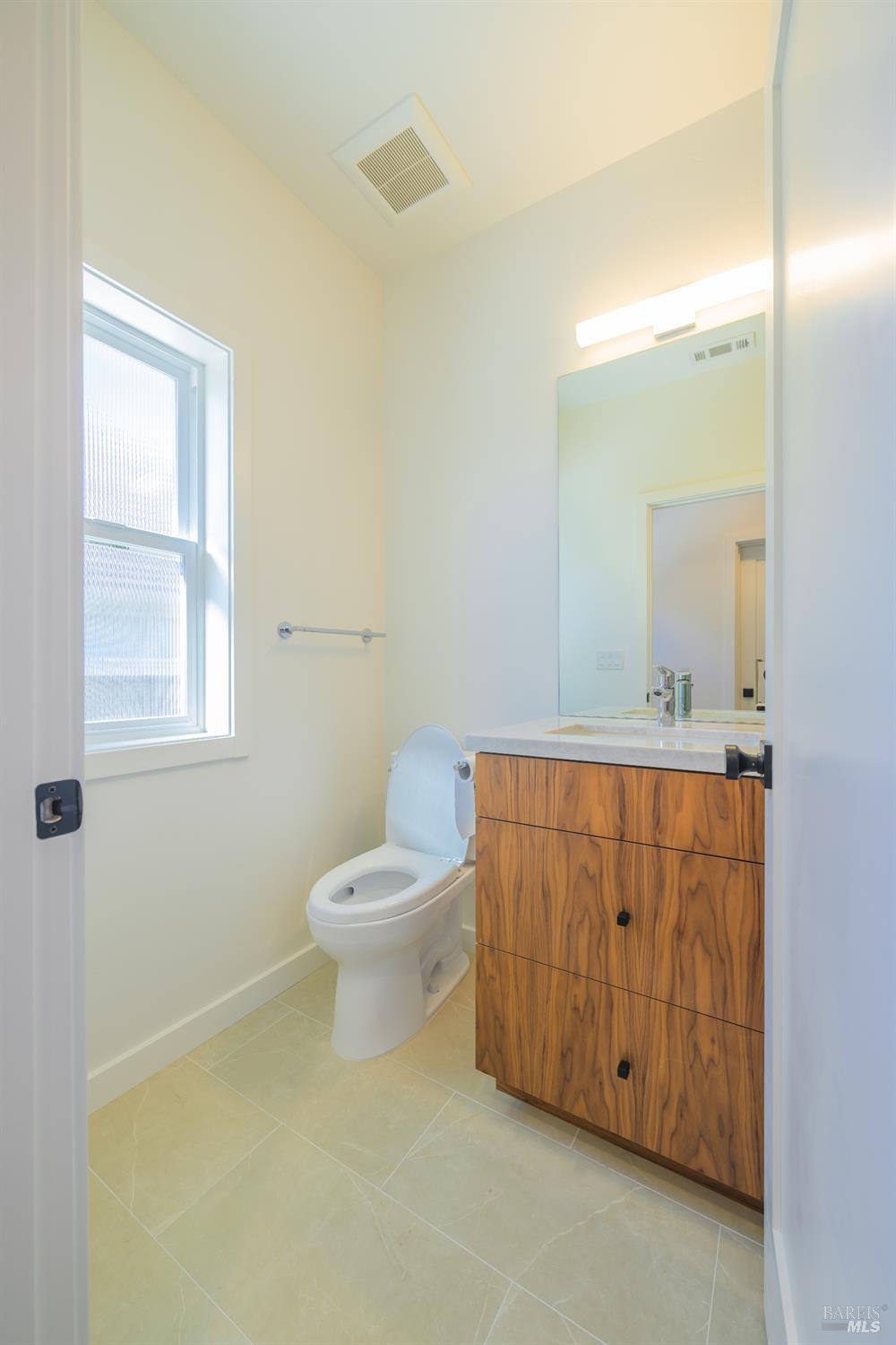 Detail Gallery Image 55 of 56 For 8388 Paradise Lagoon Dr, Lucerne,  CA 95458 - 3 Beds | 3 Baths