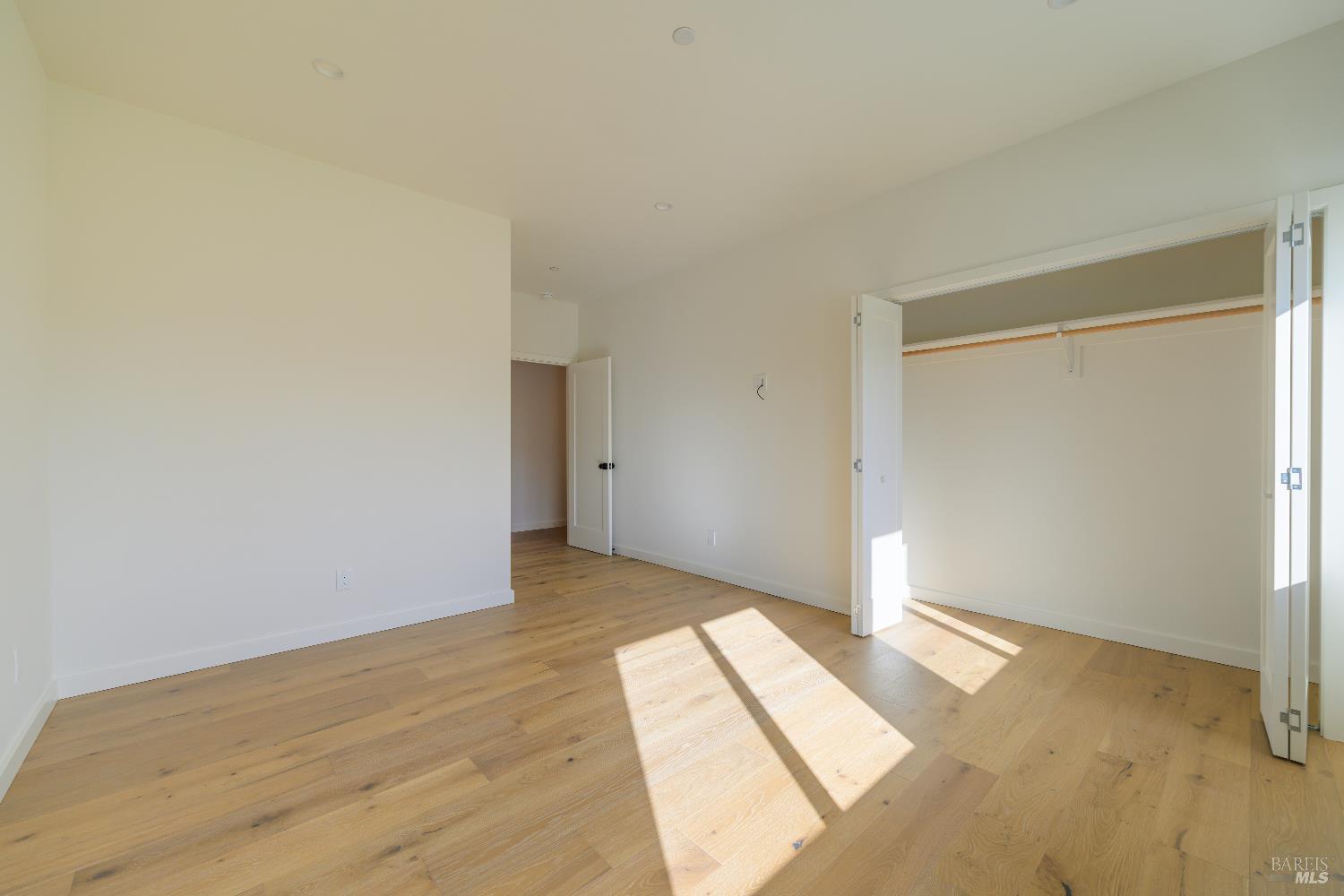 Detail Gallery Image 37 of 56 For 8388 Paradise Lagoon Dr, Lucerne,  CA 95458 - 3 Beds | 3 Baths