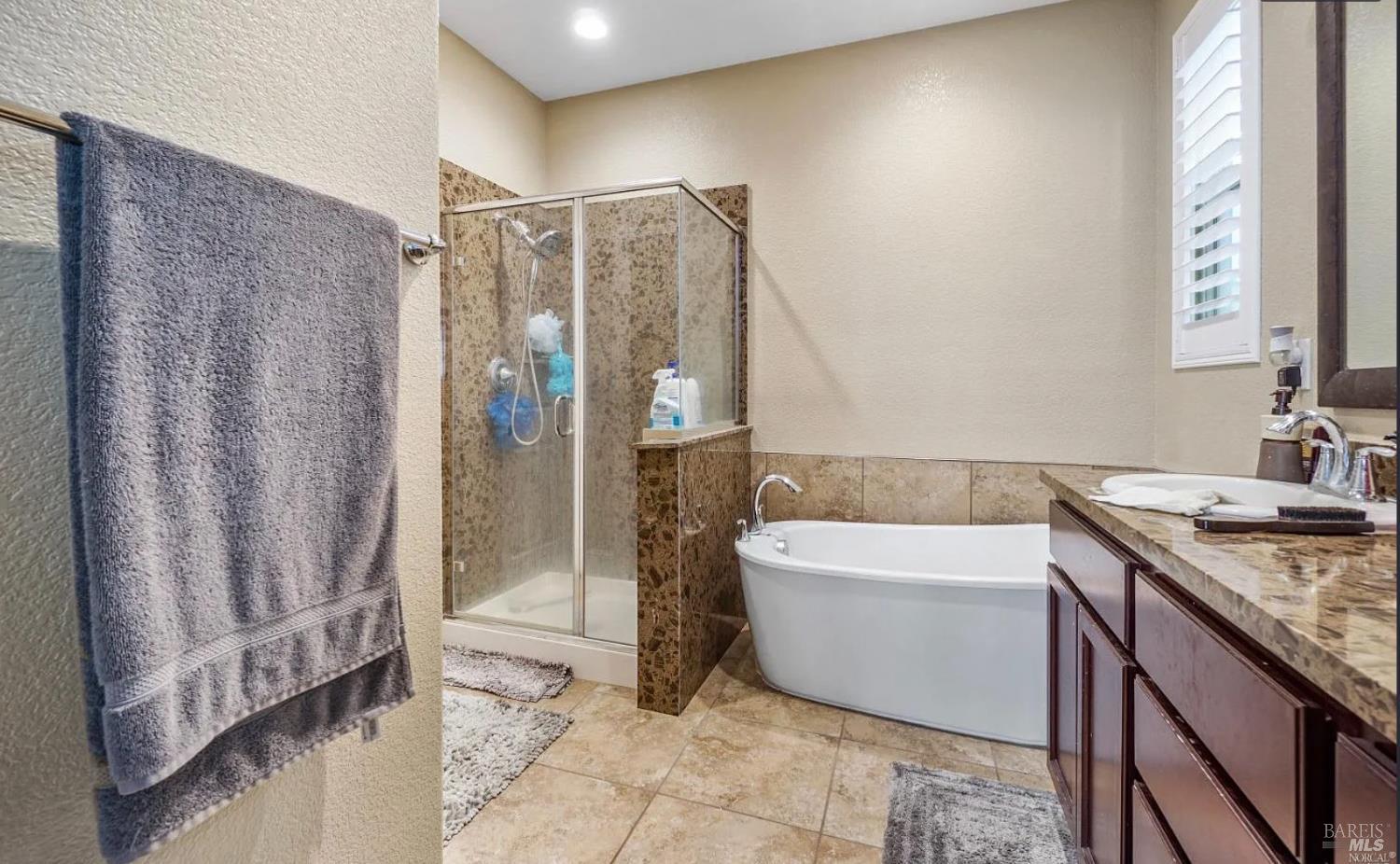 Detail Gallery Image 16 of 25 For 130 Clematis St, Vacaville,  CA 95687 - 3 Beds | 2 Baths