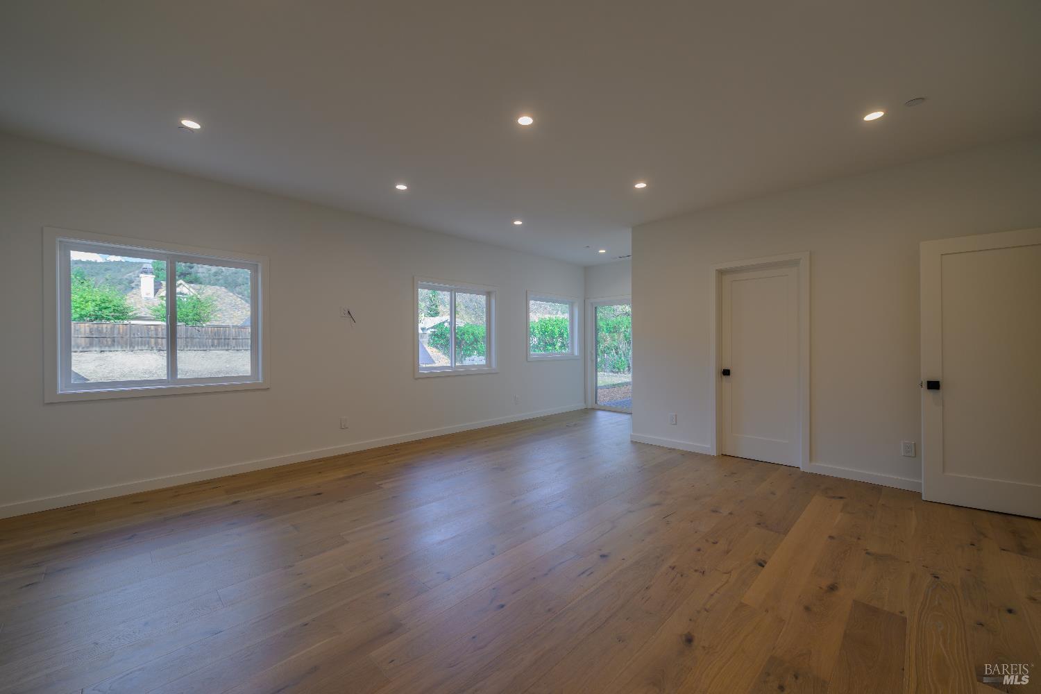 Detail Gallery Image 52 of 56 For 8388 Paradise Lagoon Dr, Lucerne,  CA 95458 - 3 Beds | 3 Baths