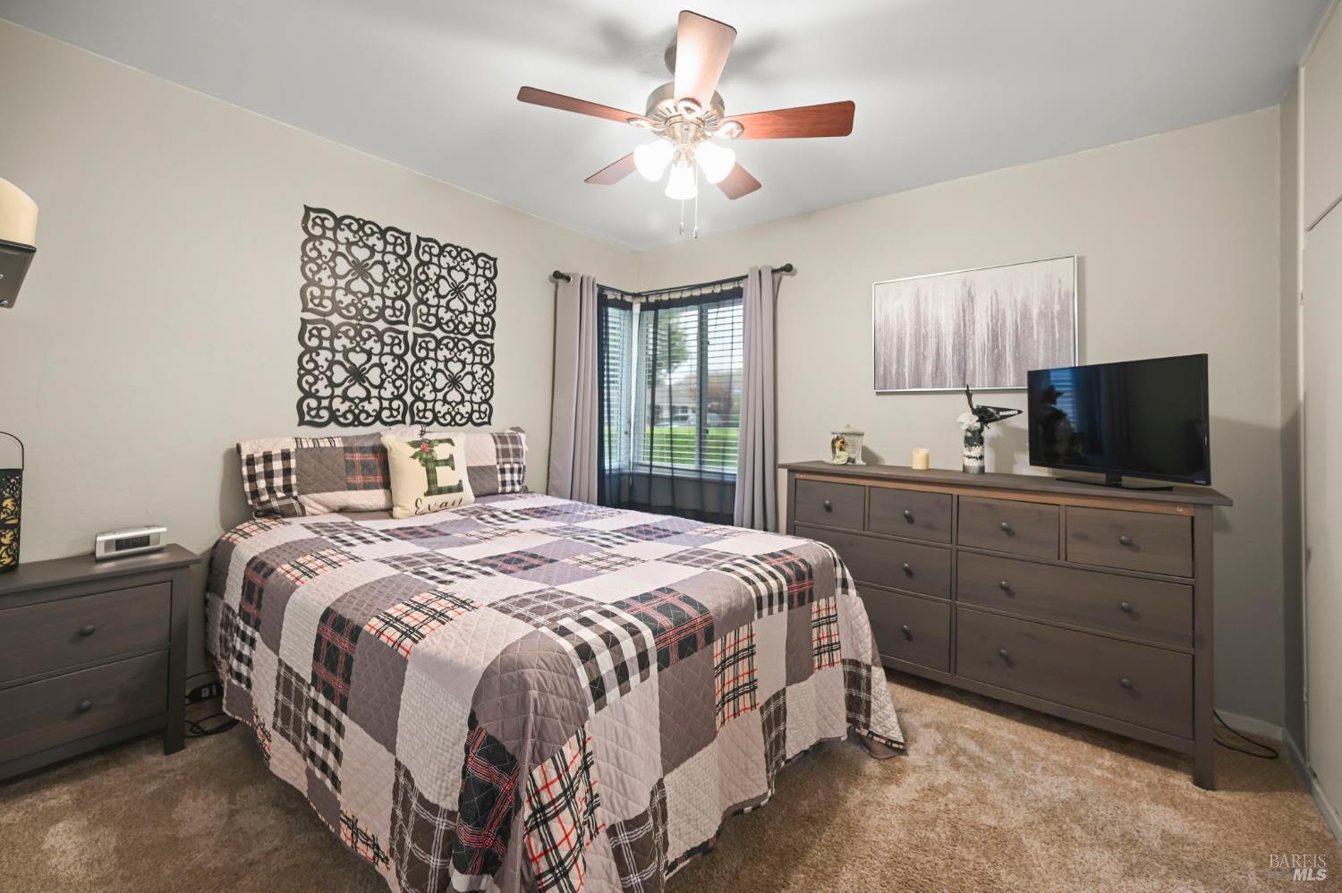 Detail Gallery Image 6 of 28 For 16004 via Granada Unkn, San Lorenzo,  CA 94580 - 3 Beds | 1 Baths