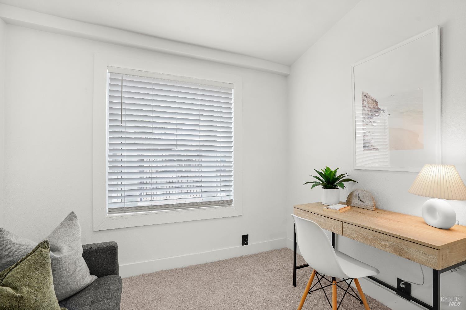 Detail Gallery Image 6 of 54 For 370 Clara St, Oakland,  CA 94603 - 5 Beds | 3 Baths