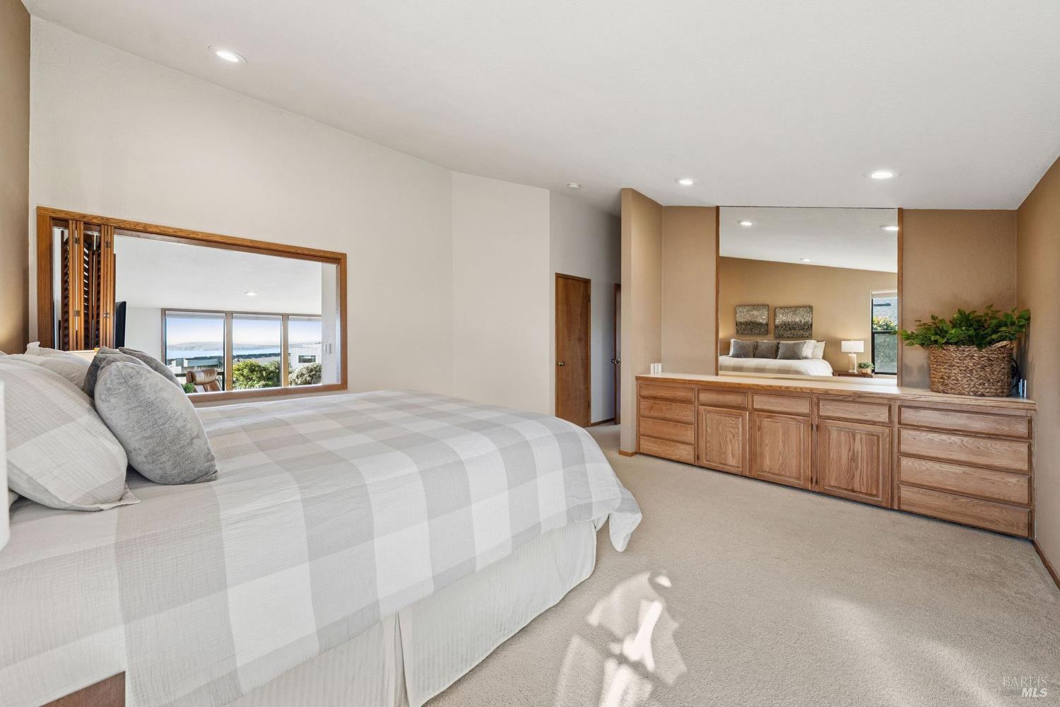 Detail Gallery Image 32 of 49 For 301 Sanderling Ct, Bodega Bay,  CA 94923 - 3 Beds | 2 Baths