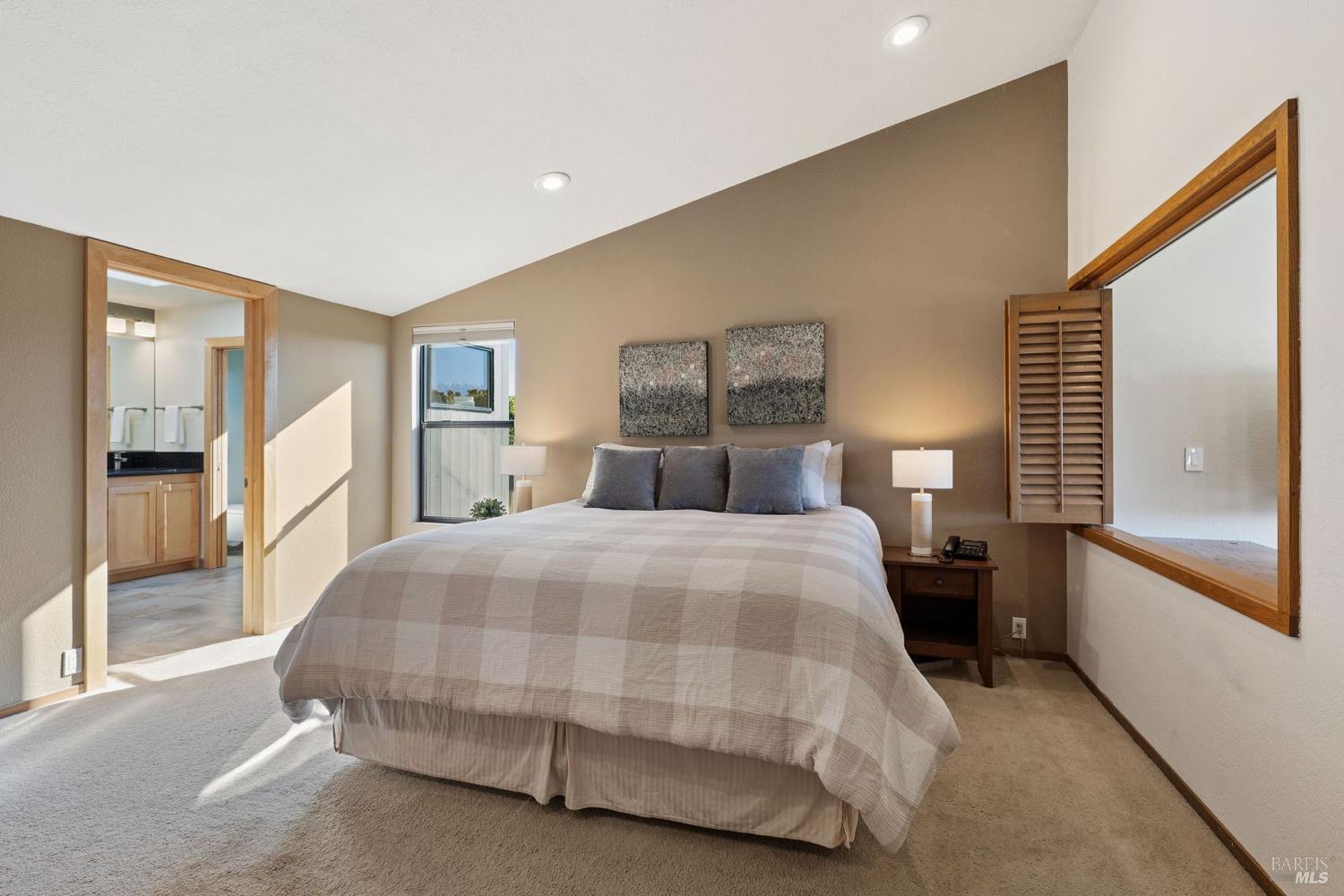 Detail Gallery Image 34 of 49 For 301 Sanderling Ct, Bodega Bay,  CA 94923 - 3 Beds | 2 Baths