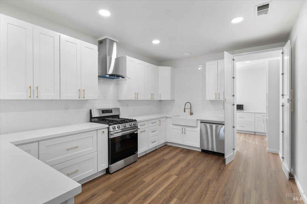 Detail Gallery Image 18 of 36 For 302 Laurel Ct, Cloverdale,  CA 95425 - 2 Beds | 2 Baths