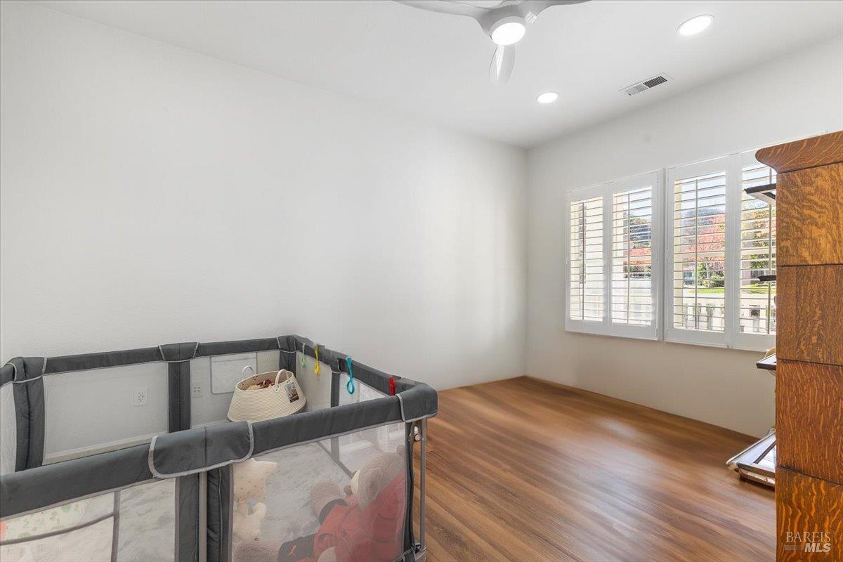 Detail Gallery Image 27 of 36 For 302 Laurel Ct, Cloverdale,  CA 95425 - 2 Beds | 2 Baths