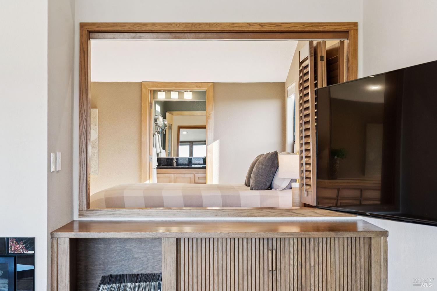 Detail Gallery Image 16 of 49 For 301 Sanderling Ct, Bodega Bay,  CA 94923 - 3 Beds | 2 Baths