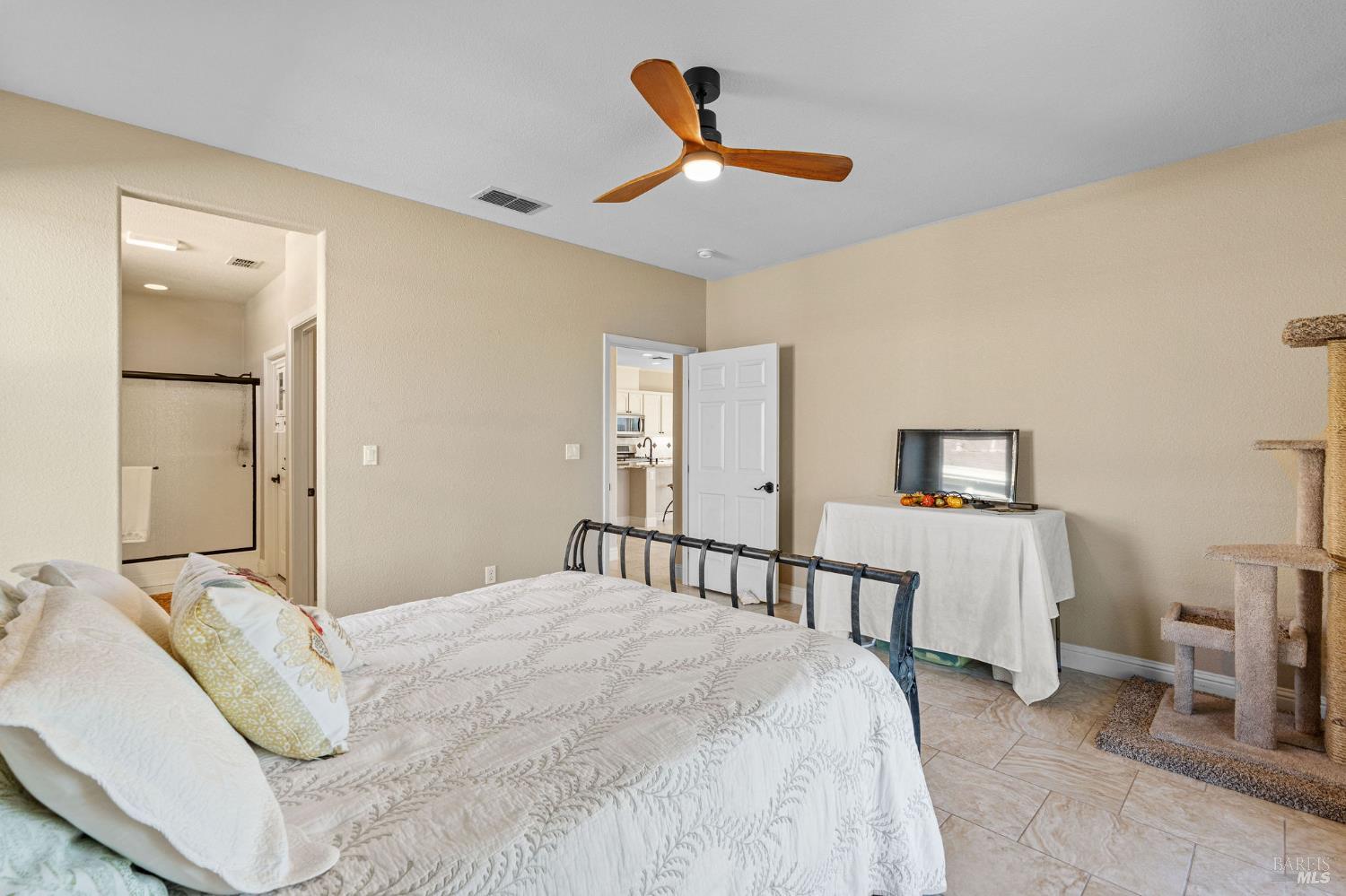 Detail Gallery Image 21 of 63 For 351 Spyglass Dr, Rio Vista,  CA 94571 - 2 Beds | 2 Baths