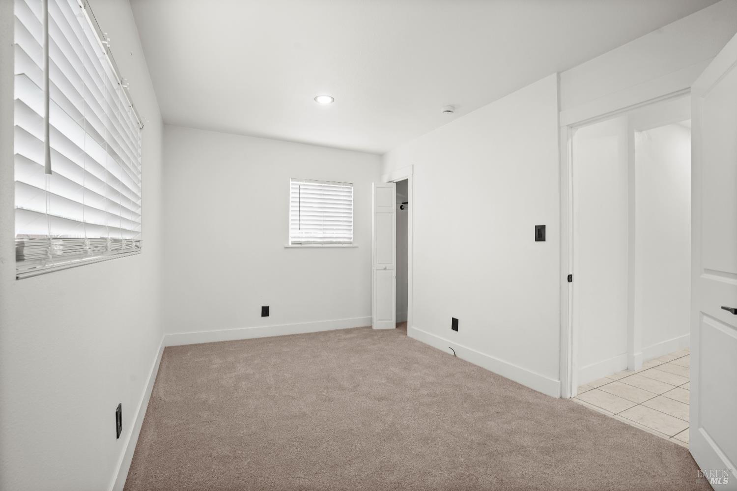 Detail Gallery Image 25 of 54 For 370 Clara St, Oakland,  CA 94603 - 5 Beds | 3 Baths