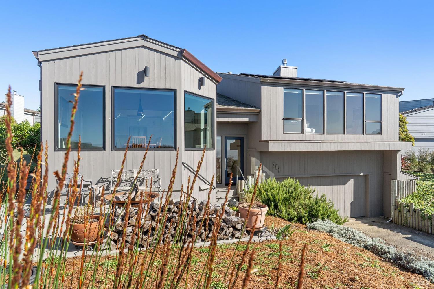 Detail Gallery Image 8 of 49 For 301 Sanderling Ct, Bodega Bay,  CA 94923 - 3 Beds | 2 Baths