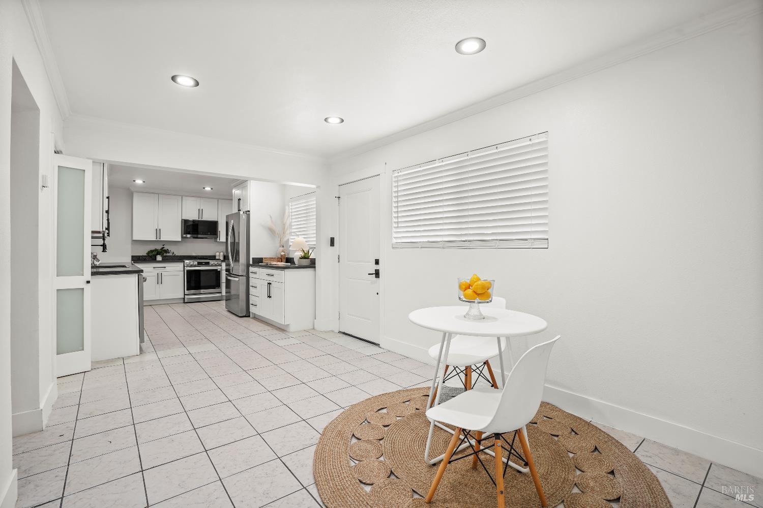 Detail Gallery Image 21 of 54 For 370 Clara St, Oakland,  CA 94603 - 5 Beds | 3 Baths