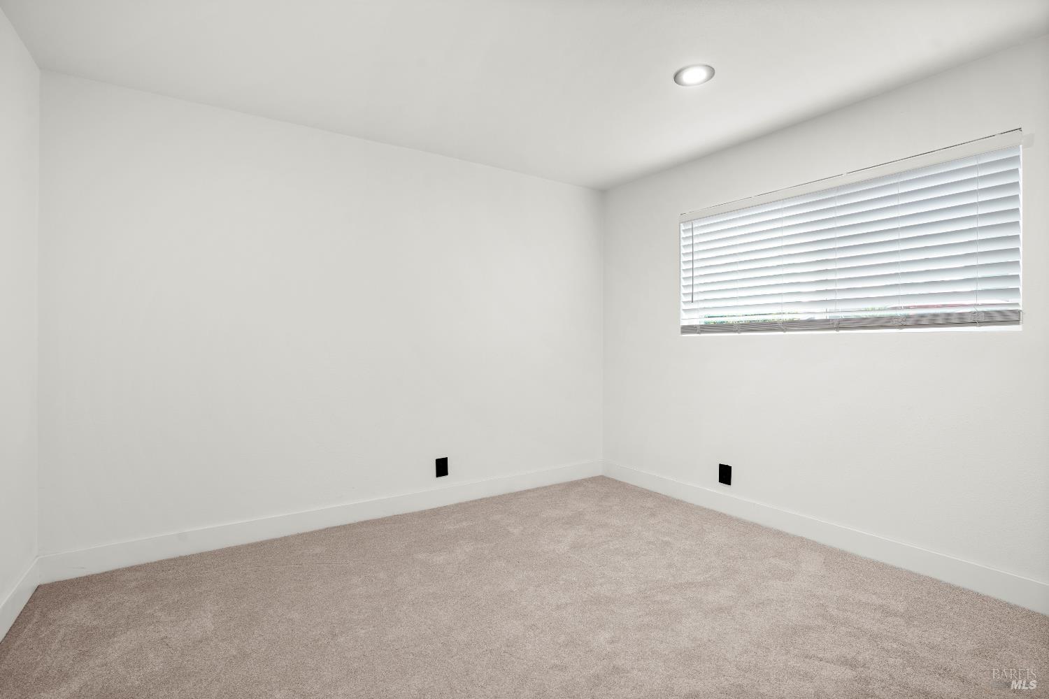 Detail Gallery Image 32 of 54 For 370 Clara St, Oakland,  CA 94603 - 5 Beds | 3 Baths