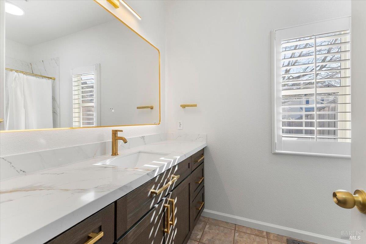 Detail Gallery Image 30 of 36 For 302 Laurel Ct, Cloverdale,  CA 95425 - 2 Beds | 2 Baths