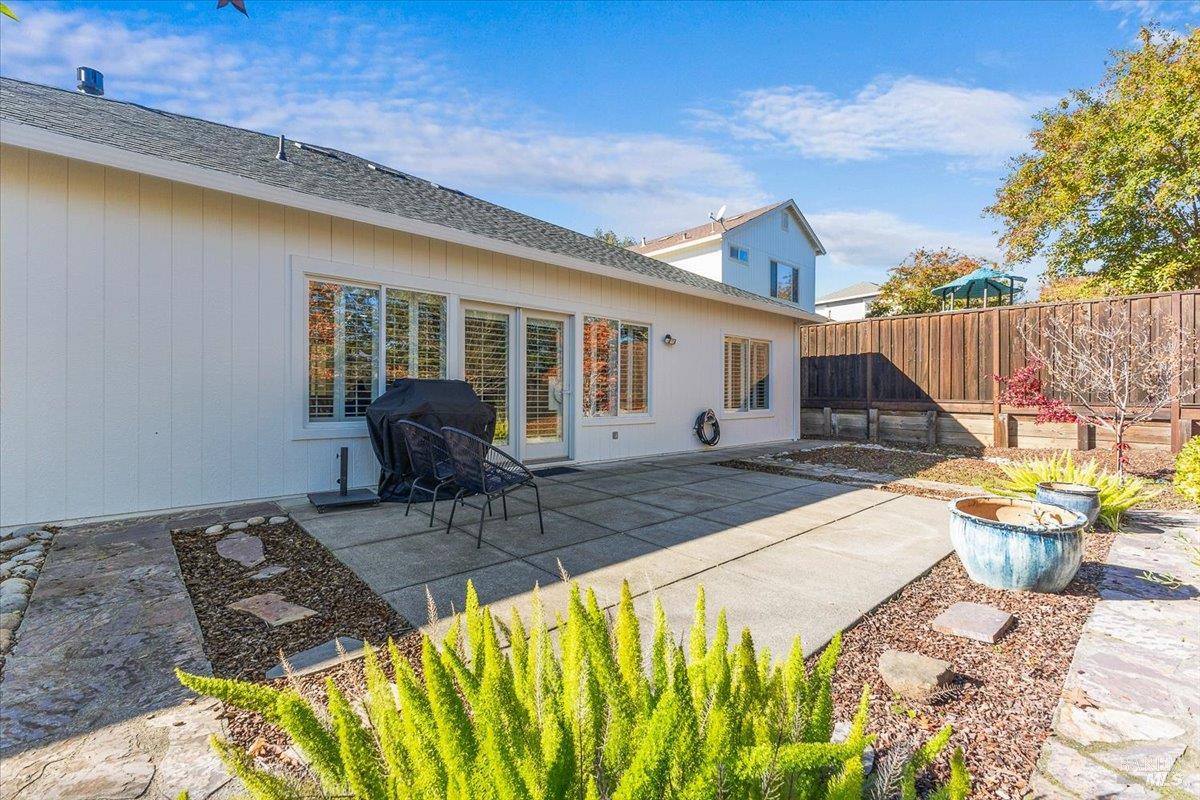 Detail Gallery Image 33 of 36 For 302 Laurel Ct, Cloverdale,  CA 95425 - 2 Beds | 2 Baths