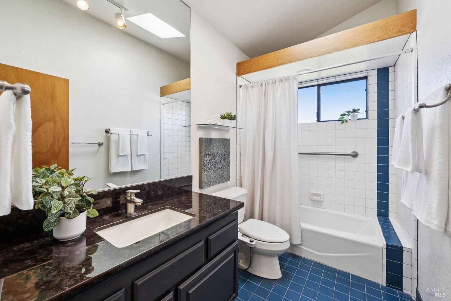 Detail Gallery Image 40 of 49 For 301 Sanderling Ct, Bodega Bay,  CA 94923 - 3 Beds | 2 Baths