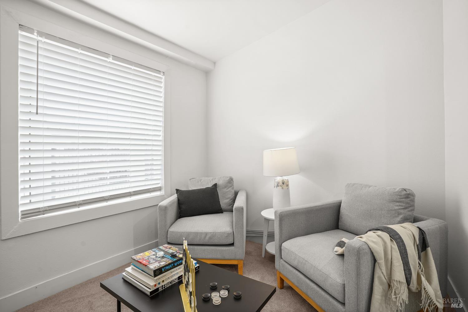 Detail Gallery Image 10 of 54 For 370 Clara St, Oakland,  CA 94603 - 5 Beds | 3 Baths