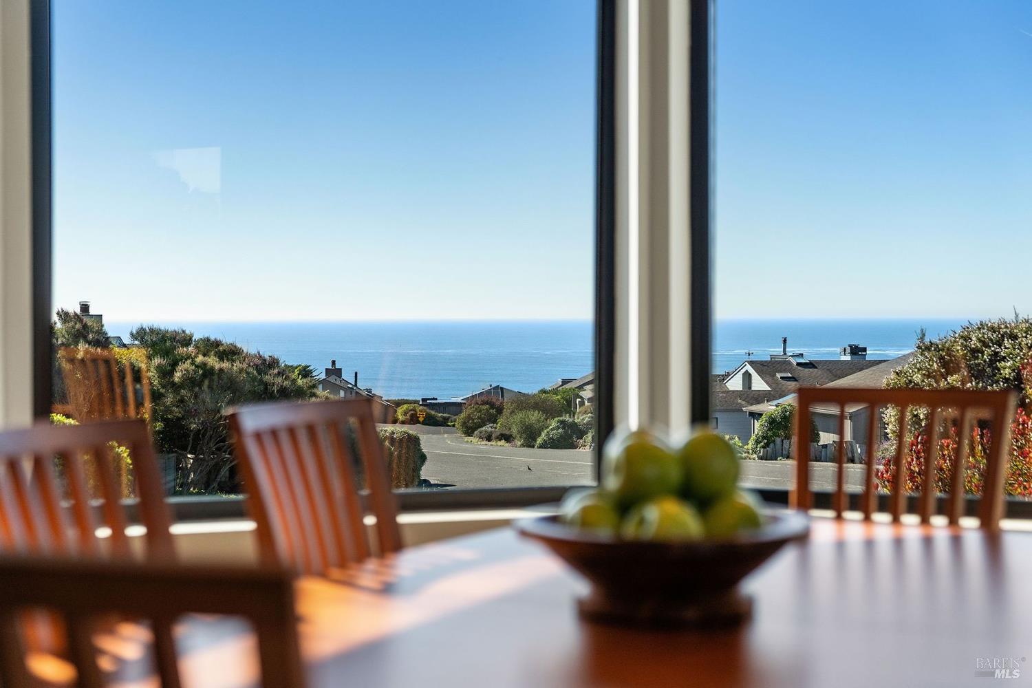 Detail Gallery Image 26 of 49 For 301 Sanderling Ct, Bodega Bay,  CA 94923 - 3 Beds | 2 Baths