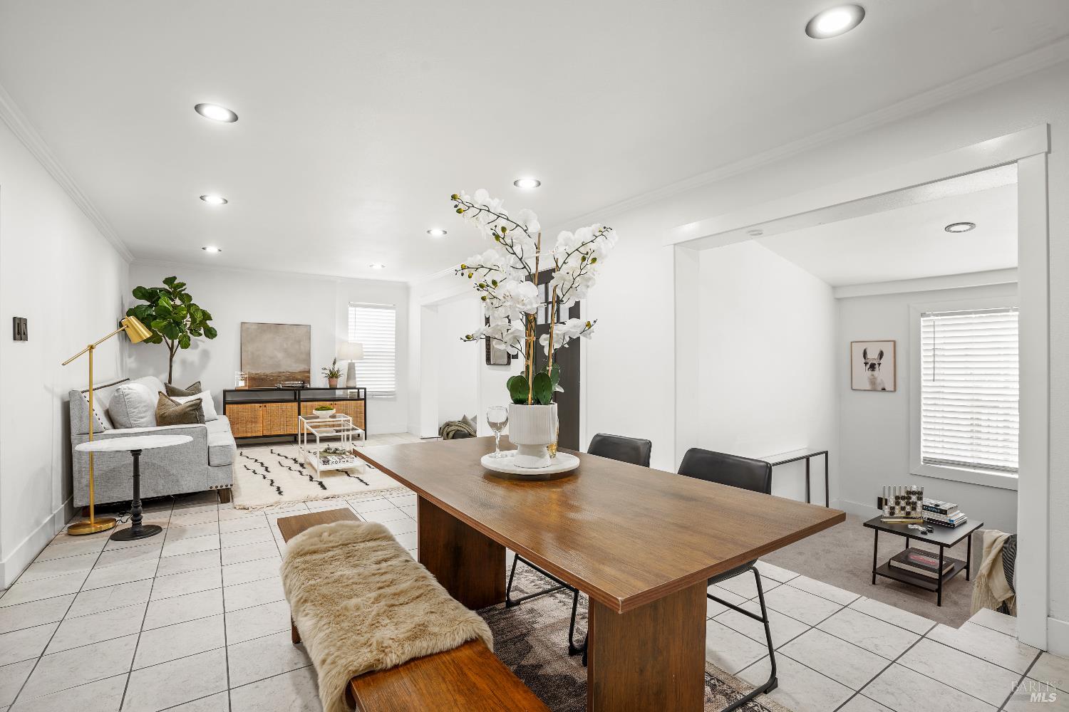 Detail Gallery Image 8 of 54 For 370 Clara St, Oakland,  CA 94603 - 5 Beds | 3 Baths