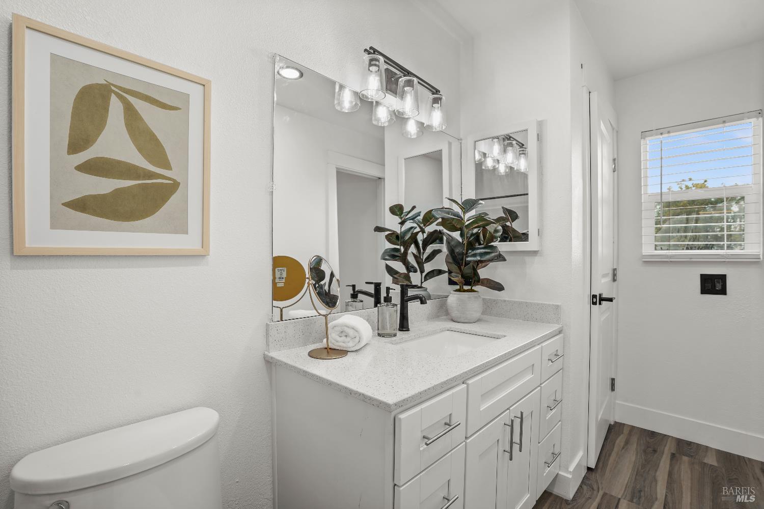 Detail Gallery Image 40 of 54 For 370 Clara St, Oakland,  CA 94603 - 5 Beds | 3 Baths