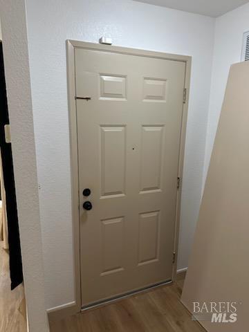 Detail Gallery Image 5 of 28 For 136 Sea Crest Cir, Vallejo,  CA 94590 - 2 Beds | 1 Baths