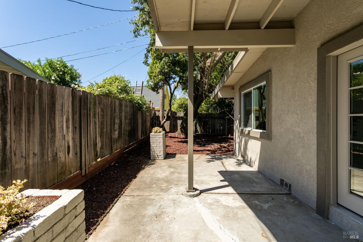 Detail Gallery Image 25 of 29 For 142 Anita Ct, Vacaville,  CA 95688 - 3 Beds | 2 Baths