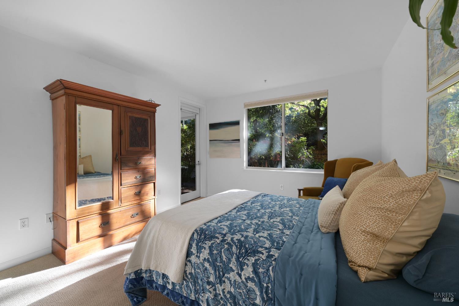 Detail Gallery Image 11 of 28 For 200 Deer Valley Rd 1c,  San Rafael,  CA 94903 - 1 Beds | 1/1 Baths