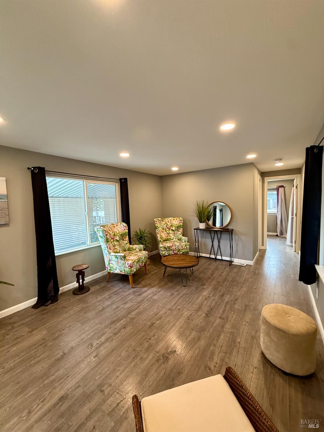 Detail Gallery Image 4 of 38 For 133 Calle Chapultepec Unkn, Vacaville,  CA 95687 - 2 Beds | 2 Baths