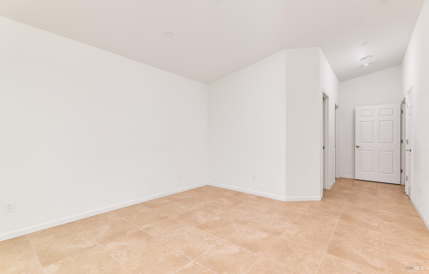 Detail Gallery Image 11 of 21 For 504 Silver Ridge Dr, Rio Vista,  CA 94571 - 2 Beds | 2 Baths