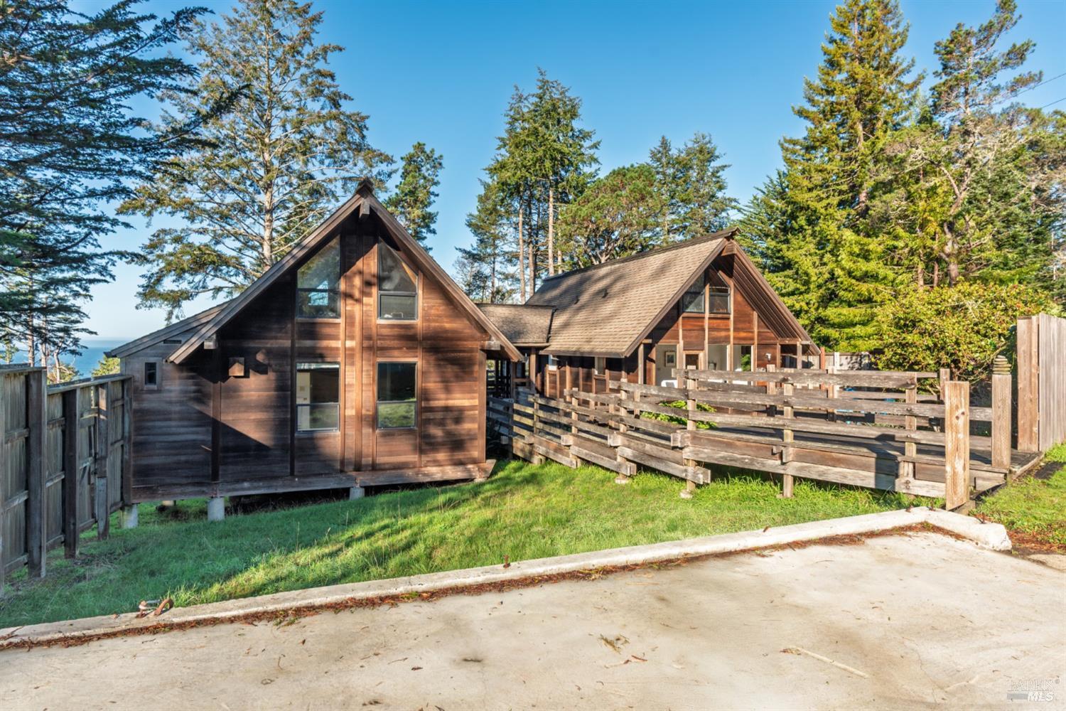 Detail Gallery Image 6 of 46 For 35402 Fly Cloud Rd, The Sea Ranch,  CA 95497 - 2 Beds | 2 Baths